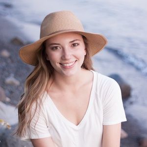 Meet your Posher, Erica